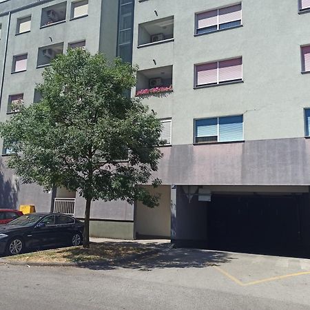 Zagreb Lake Star & Included Garage Parking Place Екстер'єр фото